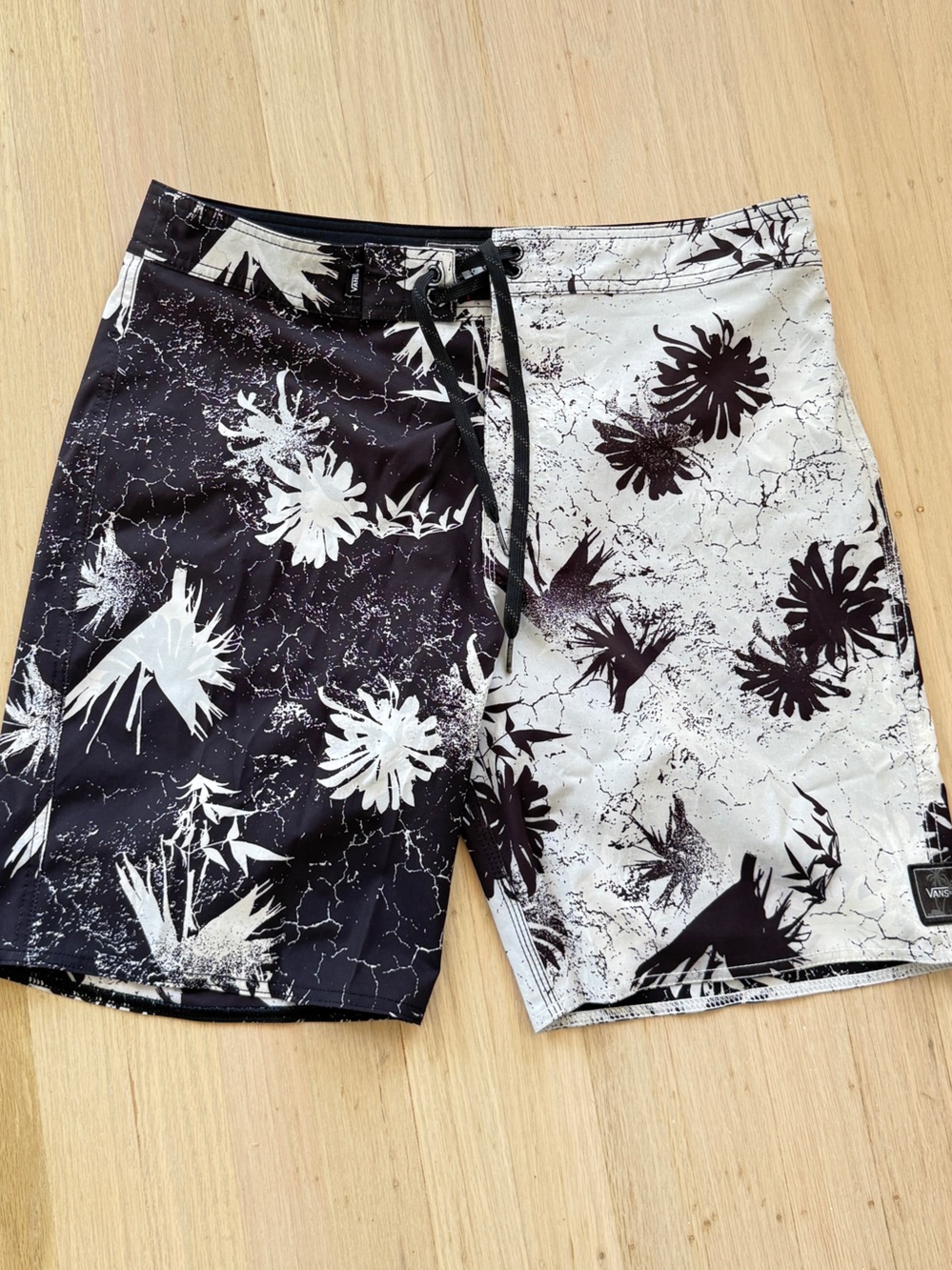 Vans Men's Black & White Split Floral Swim Trunks